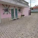 Bed & Breakfast Domestival Vila Verde dos Francos
