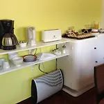 Bed & Breakfast Domestival 3*
