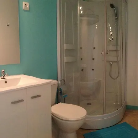 Domestival Alojamento de Acomodação e Pequeno-almoço