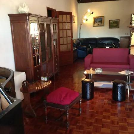 Alojamento de Acomodação e Pequeno-almoço Domestival